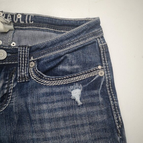 Hydraulic Girls Medium Wash Distressed Zipper & Button Closure Blue Jeans - Picture 6 of 10